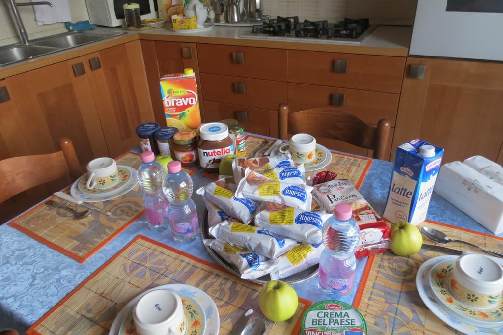 Bed and Breakfast Dolce Vita Верона Экстерьер фото