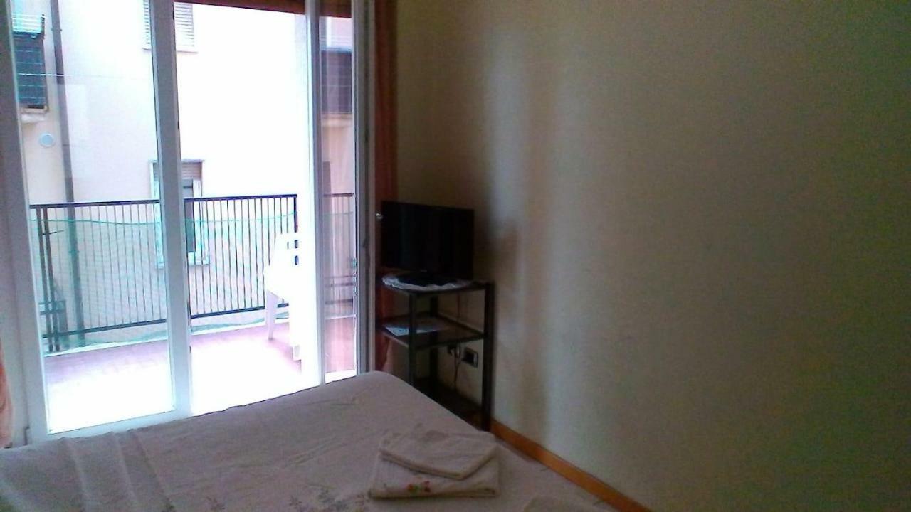 Bed and Breakfast Dolce Vita Верона Экстерьер фото